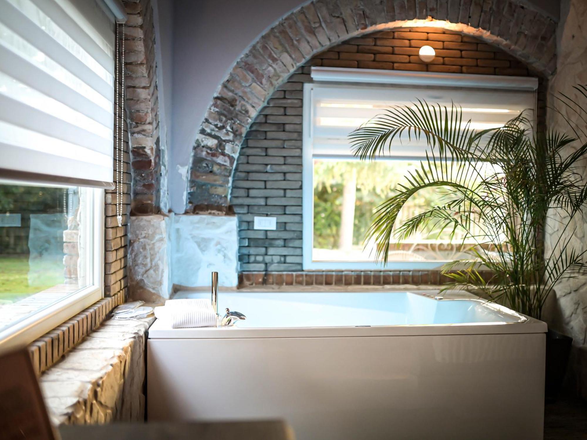 Hotel Paradise Ranch Borgo Sabotino Zewnętrze zdjęcie